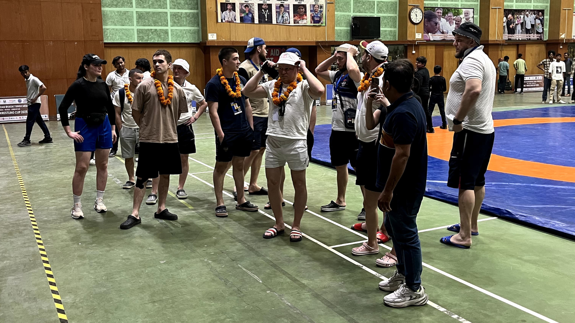 Day 0 - Weighing and Warm-ups